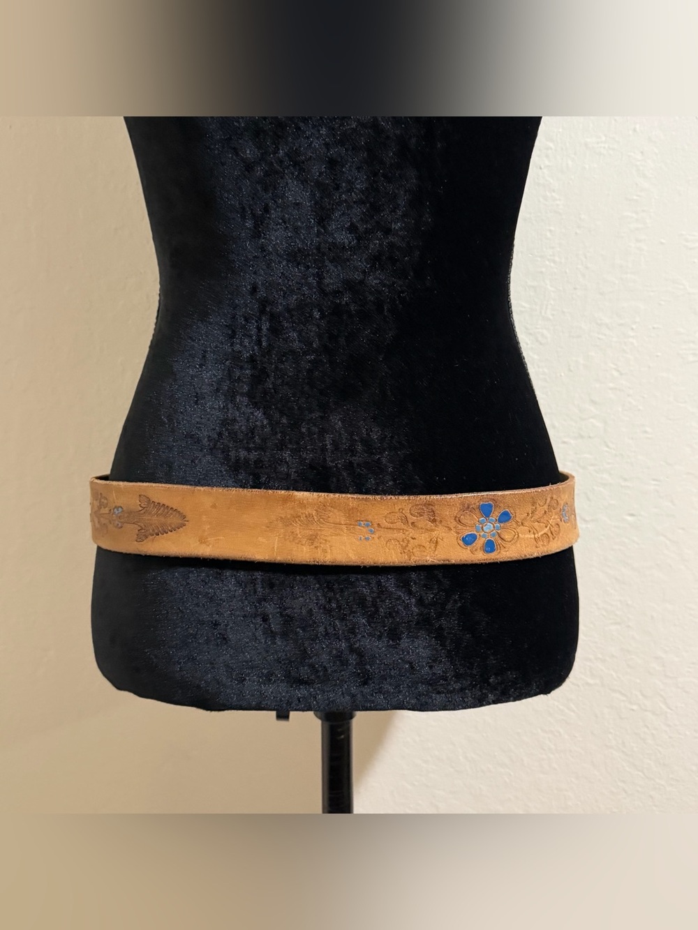 Vintage Cessna Airplane Belt - 1970’s made In USA Leather Belt With Brass Buckle - Picture 8 of 13